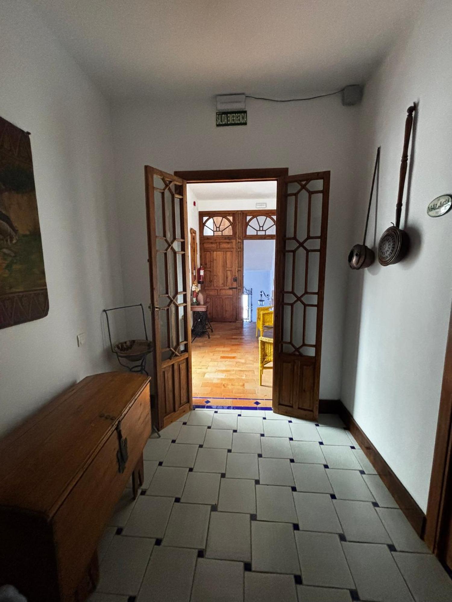 Hotel Entreolivos 2*
