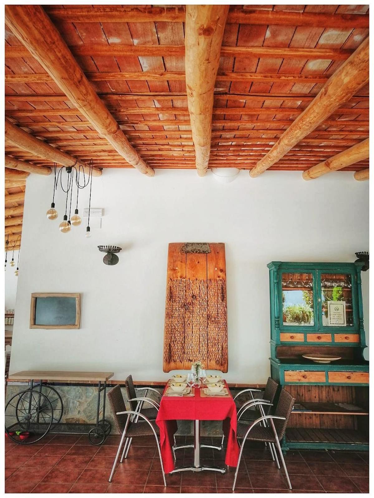 Hotel Entreolivos