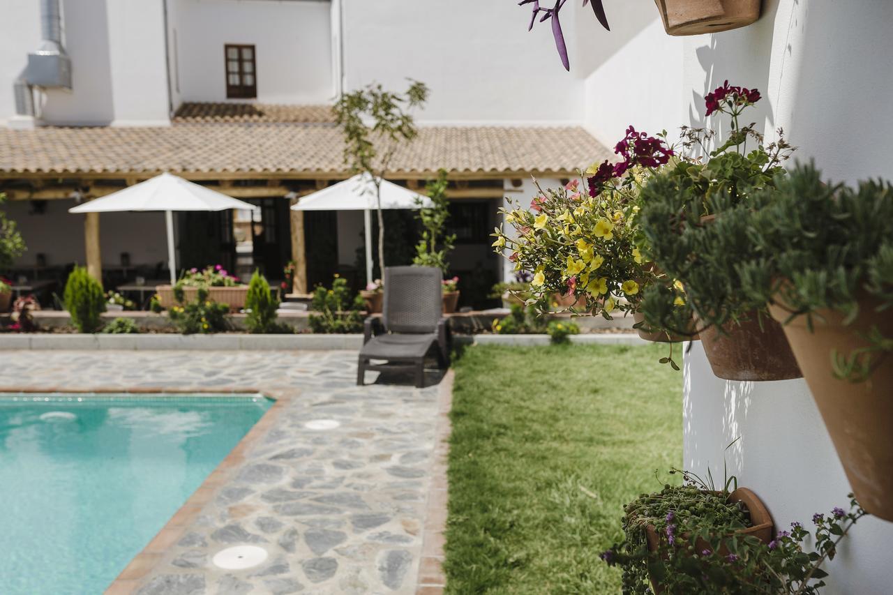 Hotel Entreolivos 2*